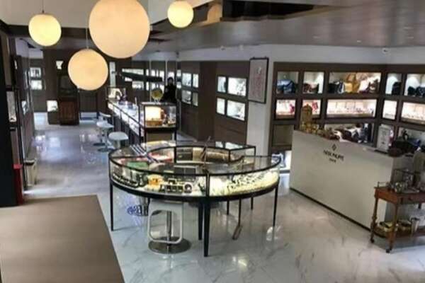 鹰手营子矿区寄卖奢侈品店